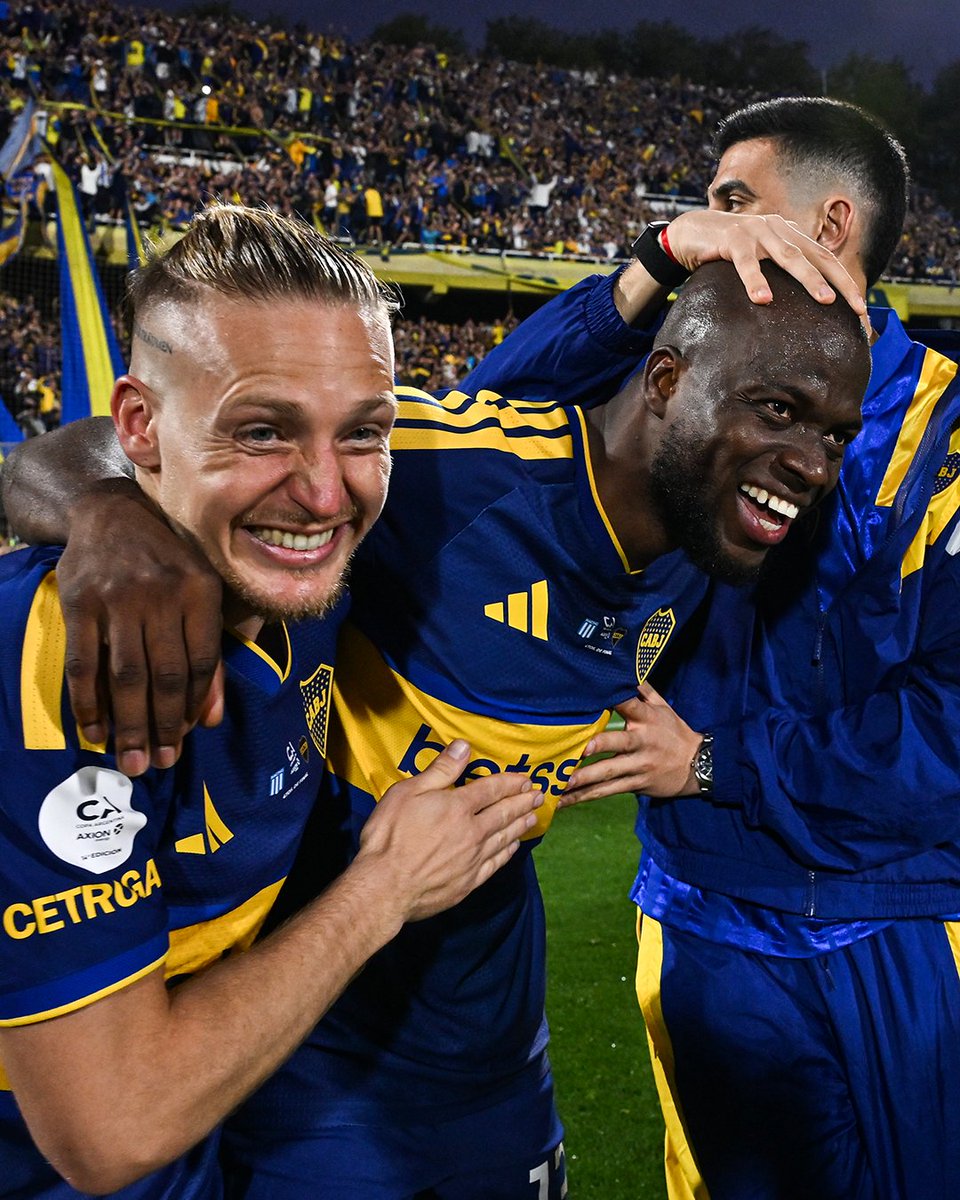 brfootball's tweet photo. Boca Juniors were 2-0 down away to Racing Club after 71 minutes in the Copa Argentina on Sunday night...

...but then Enner Valencia scored a hat trick of headers to win the game 3-2 🤯 https://t.co/10sINCtt1n
