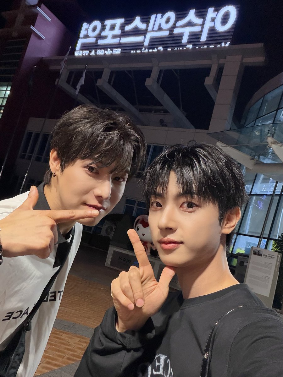 mare9_48's tweet photo. 하 https://t.co/3f6qseYDSt