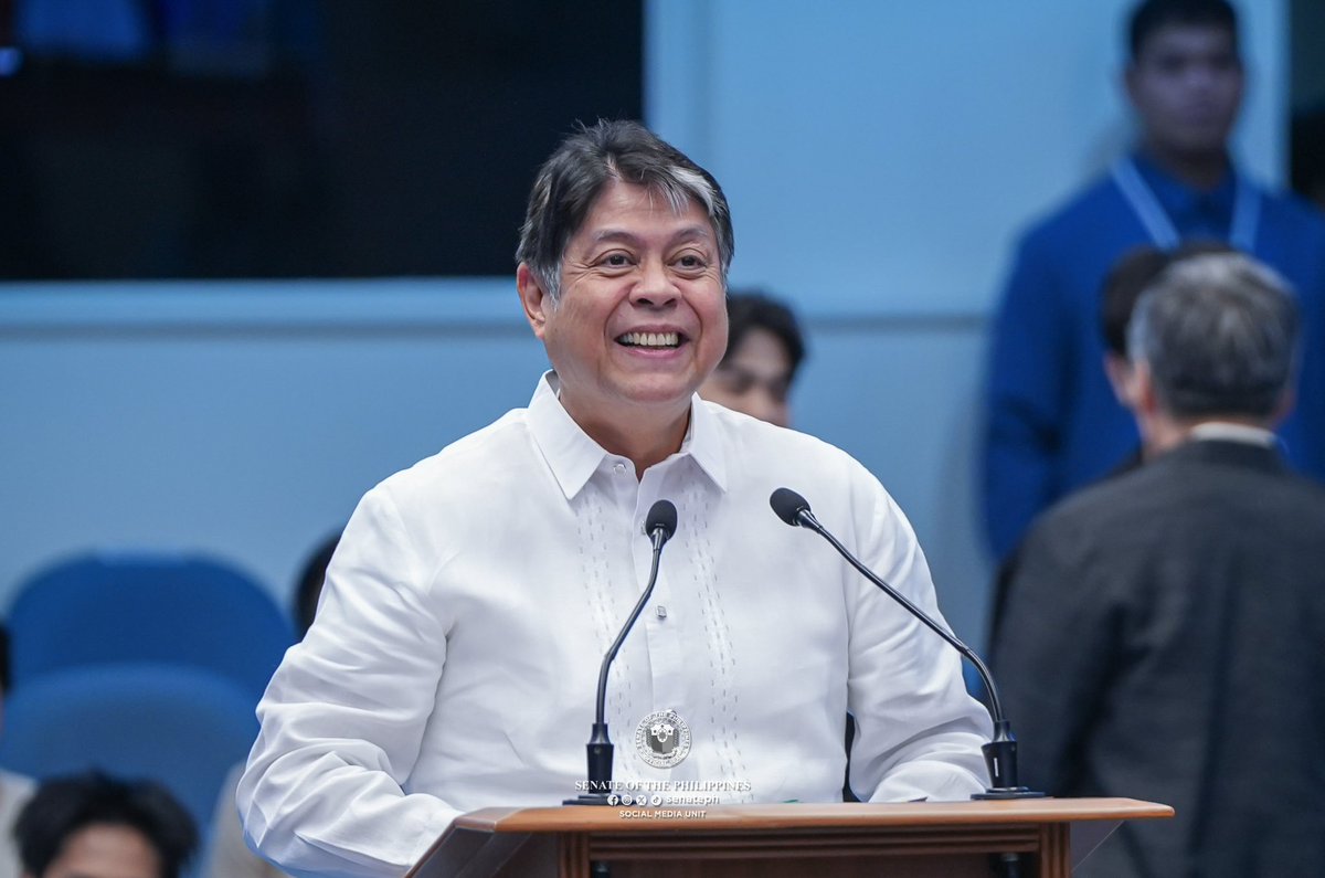 senatePH's tweet photo. @IdolRaffyTulfo @risahontiveros @SenRobinhood @SenImeeMarcos @senatorjoelv @jvejercito @SenatorBongGo @migzzubiri @bamaquino Co-sponsoring proposed Senate Resolution No. 545, Sen. Francis “Kiko” Pangilinan expresses his gratitude for the passion, sacrifice, and hard work of SB19. #SenatePH  @kikopangilinan https://t.co/gAD7uDpXw8