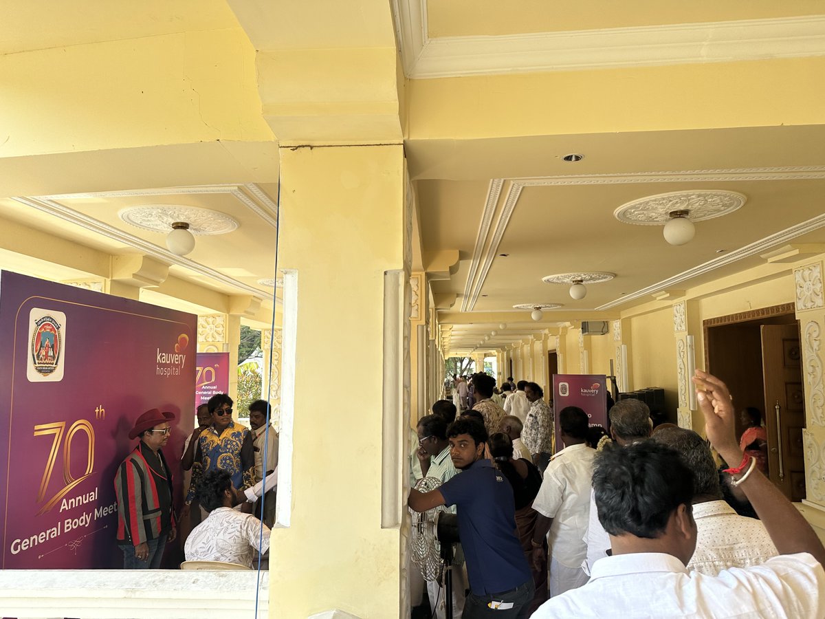 siaaprnews's tweet photo. The South Indian Artistes Association
70th Annual General Body Meeting !
Medical Camp!
#NadigarSangam #ns #siaa
#actornasser #Vishal #Karthi #PoochiSMurugan
#karunaas
#johnsoncinepro https://t.co/WmE1GHWMvS
