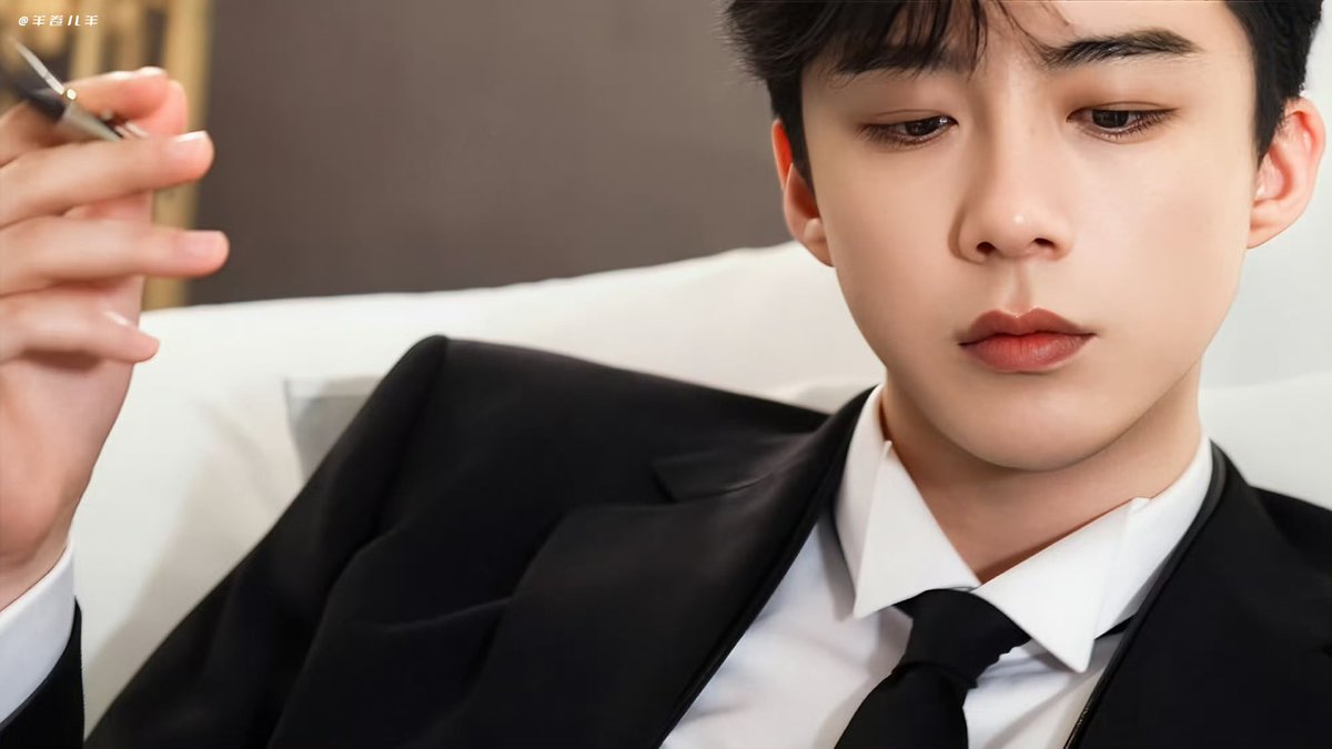 ningge0108's tweet photo. 어제흥분해서 잠제대로 못잤는데도 안피곤한이유
얼굴이복지고 기럭지가 복지고 

#류우녕 #liuyunung #刘宇宁 https://t.co/24wfDQ3IuN