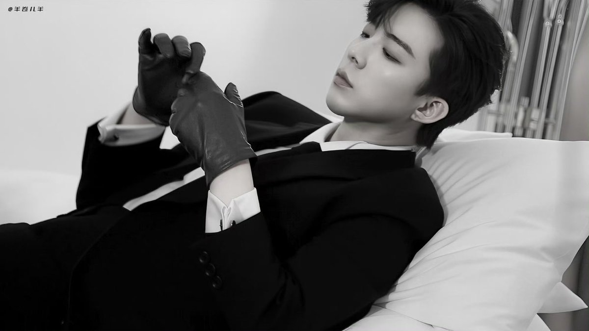 ningge0108's tweet photo. 어제흥분해서 잠제대로 못잤는데도 안피곤한이유
얼굴이복지고 기럭지가 복지고 

#류우녕 #liuyunung #刘宇宁 https://t.co/24wfDQ3IuN