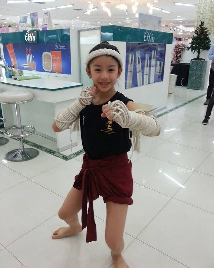 erocber's tweet photo. แลกกันคนละหมัด https://t.co/bAGRaxHN8J https://t.co/xL0MS0lArP