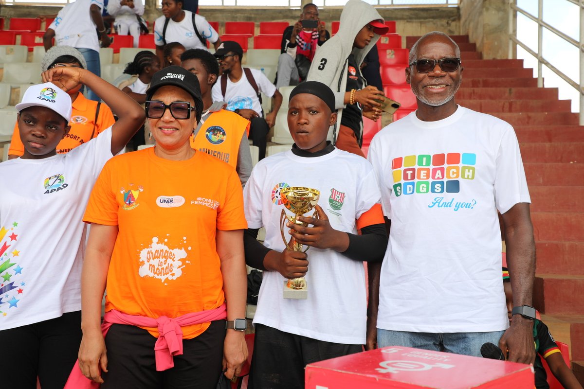 UN_Cameroon's tweet photo. ⚽️ Last Saturday in Yaoundé, RC @IssaSanogoUN kicked off a football tournament organized by UNSLA &amp; Association Football for the Goals as part of #SDGWeekOfAction.

At the Military Stadium, UN Women, UNV &amp; UNDP also led a vibrant GBV awareness campaign, on #EndGBV. https://t.co/diUO5MHBl7