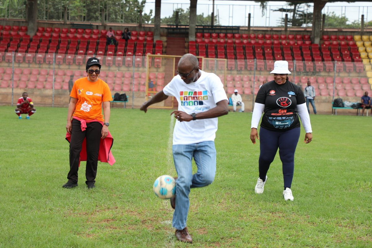 UN_Cameroon's tweet photo. ⚽️ Last Saturday in Yaoundé, RC @IssaSanogoUN kicked off a football tournament organized by UNSLA &amp; Association Football for the Goals as part of #SDGWeekOfAction.

At the Military Stadium, UN Women, UNV &amp; UNDP also led a vibrant GBV awareness campaign, on #EndGBV. https://t.co/diUO5MHBl7