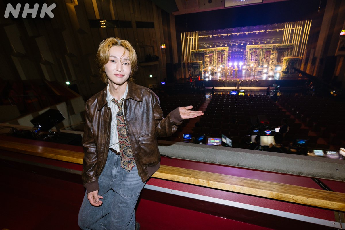 nhk_venue101's tweet photo. 📣#Venue101EXTRA 見逃し配信中📺

NHKホールで公開収録✨

🩵#ONEW

NHKホールの2階席から📸
ステージをバックに❣️
あまり訪れることのない2階席からの景色に
ONEWさんも喜んでいました😊✨

今回はKIRINJIの #エイリアンズ のカバーを披露💫

#Venue101 #オンユ

見逃し配信は👇
https://t.co/d606qVREZv
