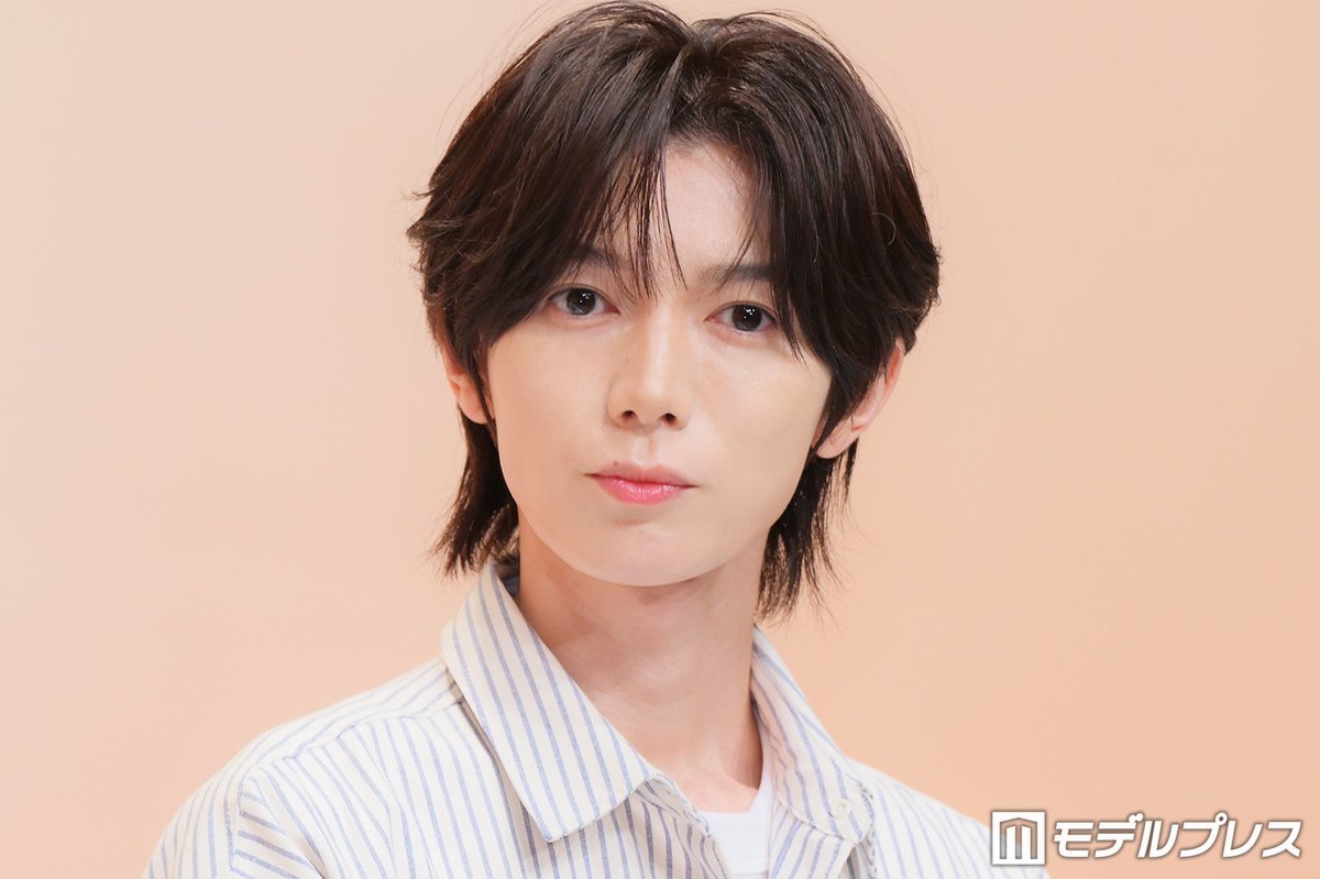 modelpress's tweet photo. 【注目のドラマ記事🎬】

伊原六花、再共演・トラジャ七五三掛龍也の
「かっこいい」と思ったところ✨

Xで話題の“失敗”料理はチェック済み
「ネギが全部繋がっていた」🥬🍳
https://t.co/7QmZcUP7Zg

「現場で監督が演出してくださることに、すごく柔軟に『はい、分かりました。やってみます』っていう受け方をされているので、そこがすごくかっこいいなと思っています」

「小麦とバターと復讐と」制作発表会

#モデルプレスドラマ推し活会議室