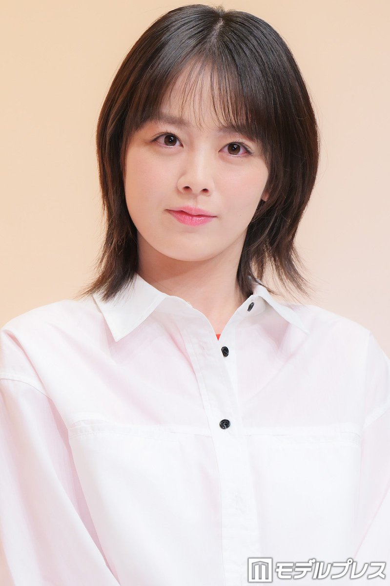 modelpress's tweet photo. 【注目のドラマ記事🎬】

伊原六花、再共演・トラジャ七五三掛龍也の
「かっこいい」と思ったところ✨

Xで話題の“失敗”料理はチェック済み
「ネギが全部繋がっていた」🥬🍳
https://t.co/7QmZcUP7Zg

「現場で監督が演出してくださることに、すごく柔軟に『はい、分かりました。やってみます』っていう受け方をされているので、そこがすごくかっこいいなと思っています」

「小麦とバターと復讐と」制作発表会

#モデルプレスドラマ推し活会議室
