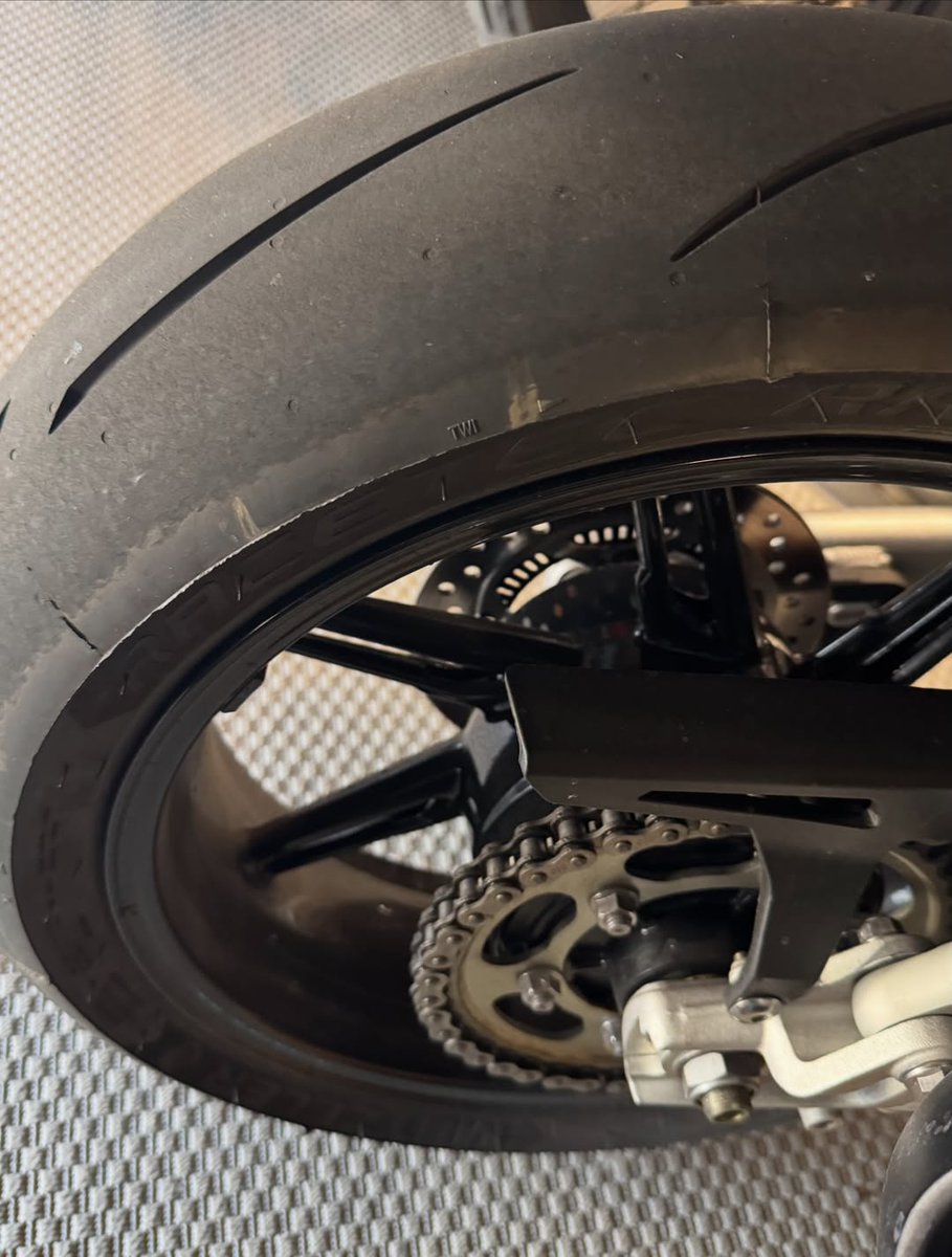 anthoallen45351's tweet photo. First STEP unlocked—on to 5, 000 laps. We’ve already had a blast, and there are plenty more great moments ahead. Thankfully, the tires still allow me a few more centimeters of happiness. https://t.co/vyQ4skRhXu