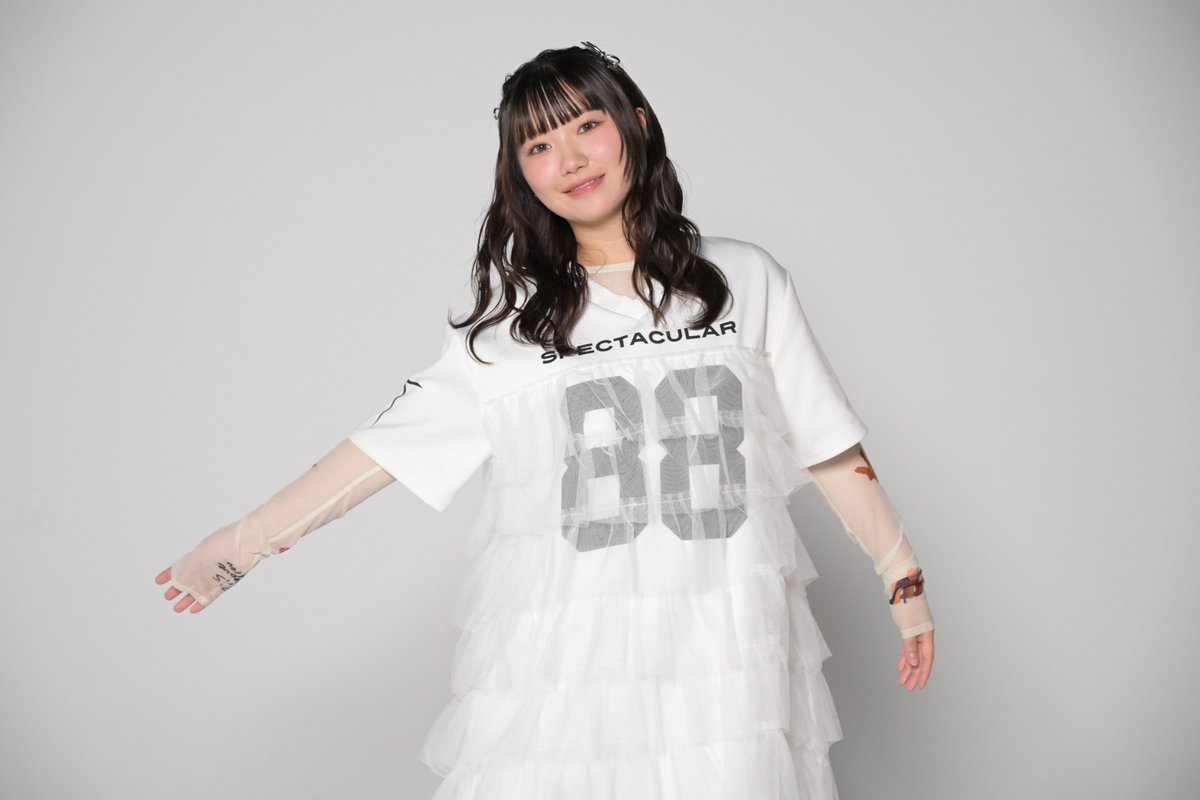 otono_asobiba's tweet photo. #オトノアソビバ　OAまであと５日🥳
番組を盛り上げるメンバーを紹介！✨

💫🌊#MON7A  
『今日、好きになりました。』への出演で注目を集め、
#僕のかわい子ちゃん が同世代を中心に話題に！
モデルや俳優としても活躍中の19歳・新世代アーティスト。
最年少弟キャラで、メンバーを質問攻めに！？
音楽談義を盛り上げます！

💫🫧『#ユイカ』
TikTokで投稿した #好きだから。が
国外Spotifyバイラル4冠を記録！
リアルな青春を紡ぐ新世代シンガーソングライター！
奈良出身！親しみやすさとキレのあるキャラクターで、メンバーの素を引き出す！？🌼

#オトノア
#カンテレ
https://t.co/t1MZHahqeO
@7Montaz　@MON7A_FRIEND 
@yuika_singuitar @yuika_staff
