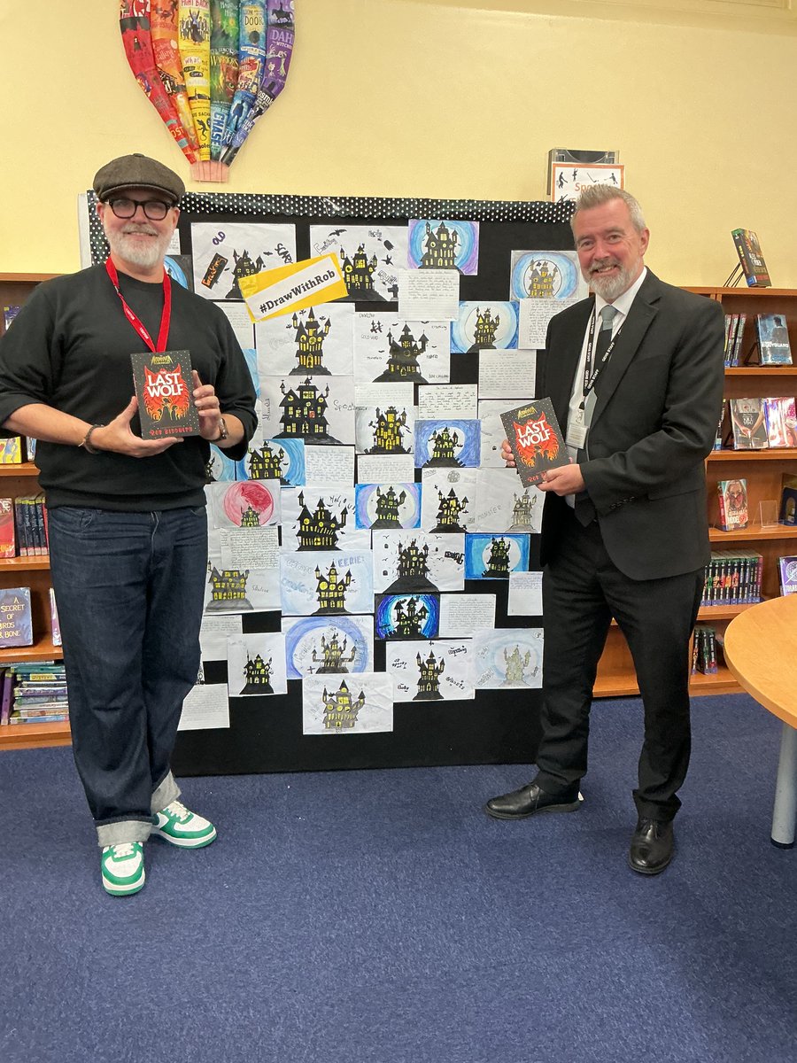 QueenElizHigh's tweet photo. We were delighted to welcome award-winning author and illustrator Rob Biddulph to QEHS for a brilliant morning of creativity, drawing and storytelling.

A huge thank you to Rob, @wonderlandbookshop and everyone who joined us for such a memorable morning. https://t.co/4wtDIm1s6t