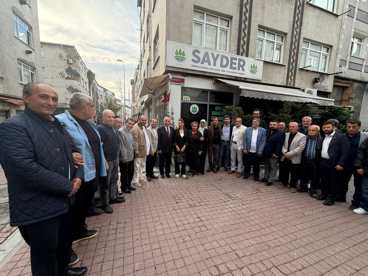 akkadinbpasa's tweet photo. Türkiye Yüzyılı Buluşmaları'nda Giresun Milletvekilimiz Ali Temur ile Muratpaşa Mahallemizdeydik.

Tuna Caddesi'nde esnaf ziyareti, Sabri Akpınar Parkı'nda komşularımızla buluşma, Sinoplular Derneği'nde hemşehrilerimizle hasbihal.

Türkiye Yüzyılı Buluşmaları İstanbul https://t.co/dSyFuEczec