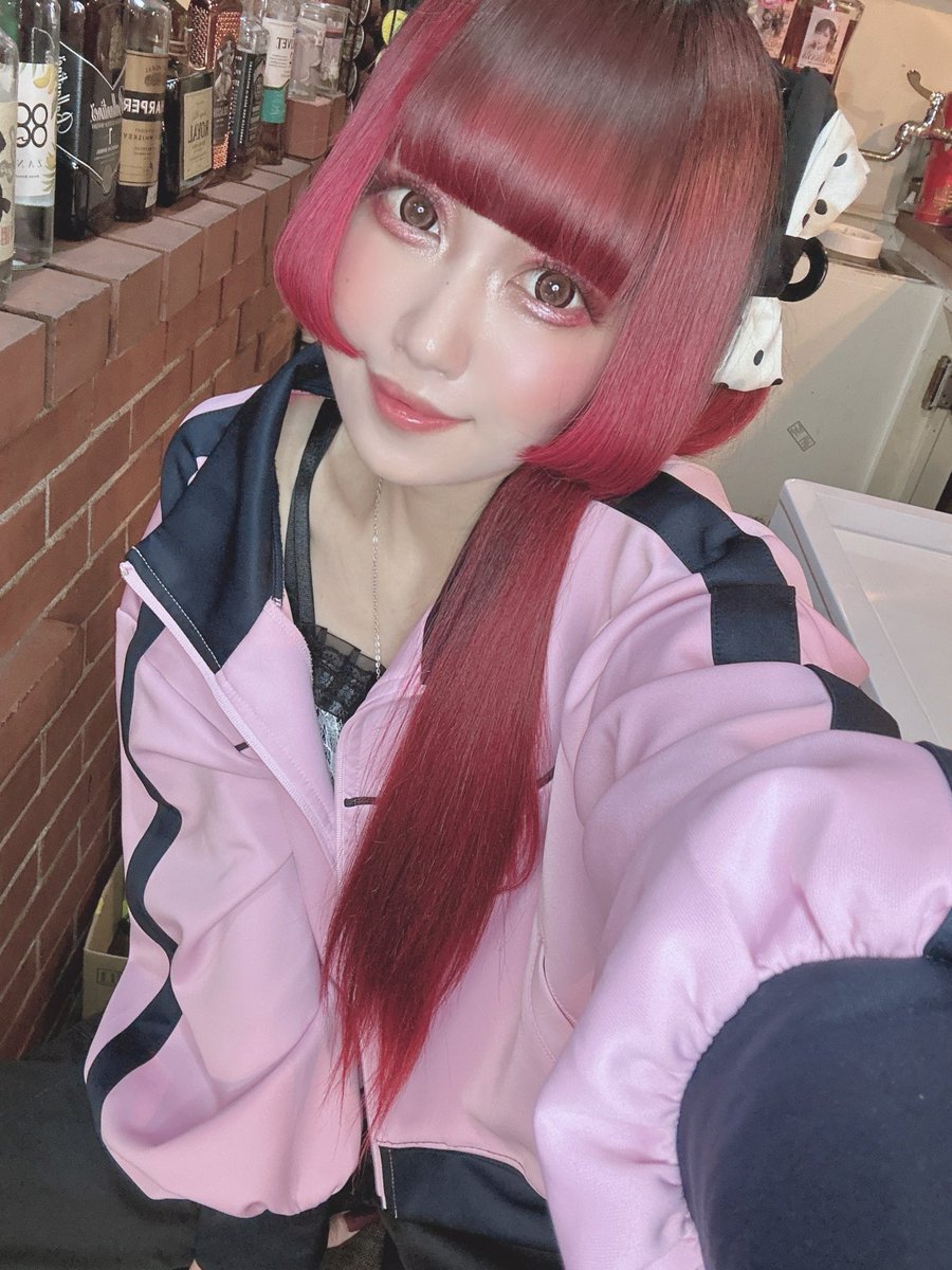 hime__0914's tweet photo. にこぱオープンしてる〜！！姫乃ワンオペです！23:00まで！✌🏻️ https://t.co/eCTyKkJg51