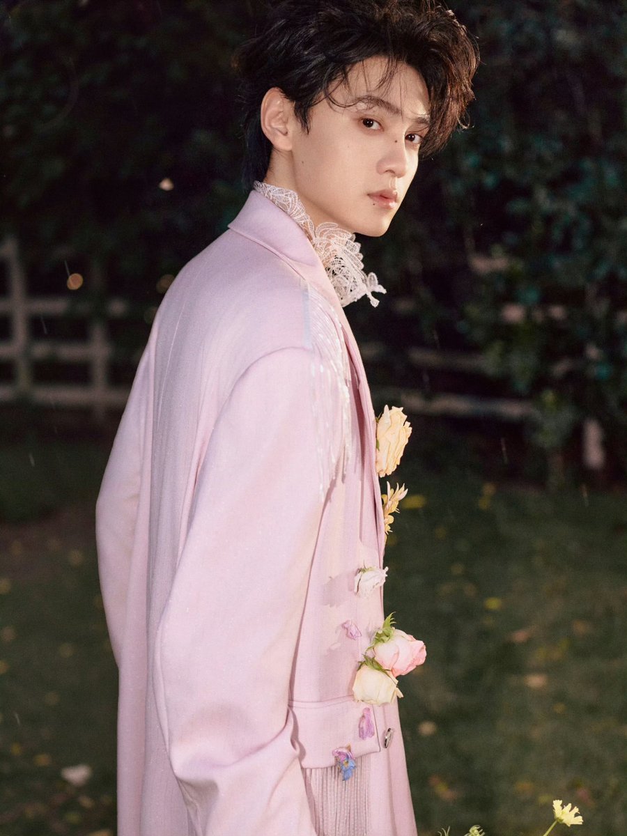 Tianziyu_korea's tweet photo. 260928 전허녕 공작실 WB 🆙️

꽃들이 흐드러지게 피어나고, 옷자락마다 향기가 배어납니다. 가는 비가 살포시 젖어들고, 아늑한 운치는 길게 이어져요💐

🔗 : https://t.co/aOCVKYL3Hy https://t.co/QcJy2ZZJrG