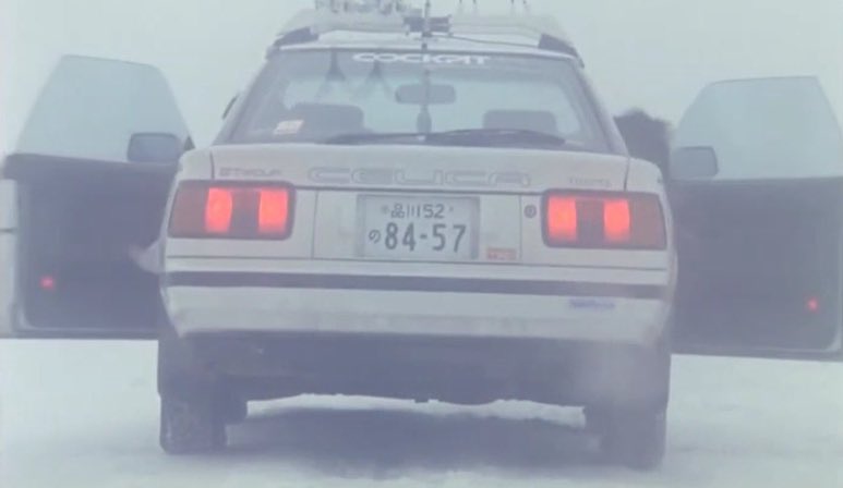 ST185GT_FOUR_RC's tweet photo. いつかセリカでスキー行って
「凍ってるね」
がやりたい(あれはST165だけど) https://t.co/gvo0Fb8Zjd
