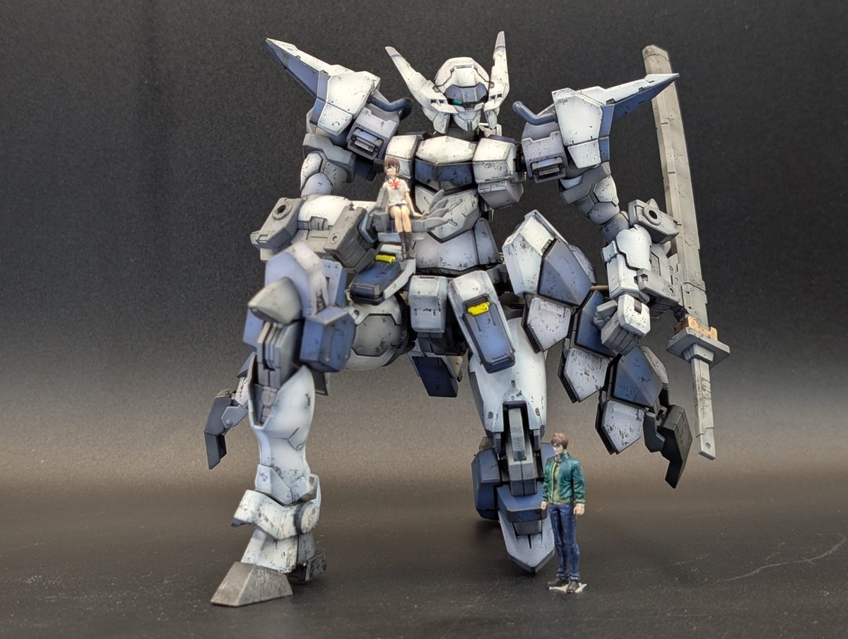 sakai_gantai's tweet photo. ライトノベル『フルメタル・パニック！Family』より、カドプラから販売の1/48スケール〈アズール・レイヴン〉完成しました！
ランナー構成から組み立て体験への配慮が凄まじく、完成後もスタイル・可動共に文句なしの個人的に今年のベストキットです。
＃カドプラ
＃フルメタ
＃フルメタルパニック https://t.co/m4GTbcqzIZ