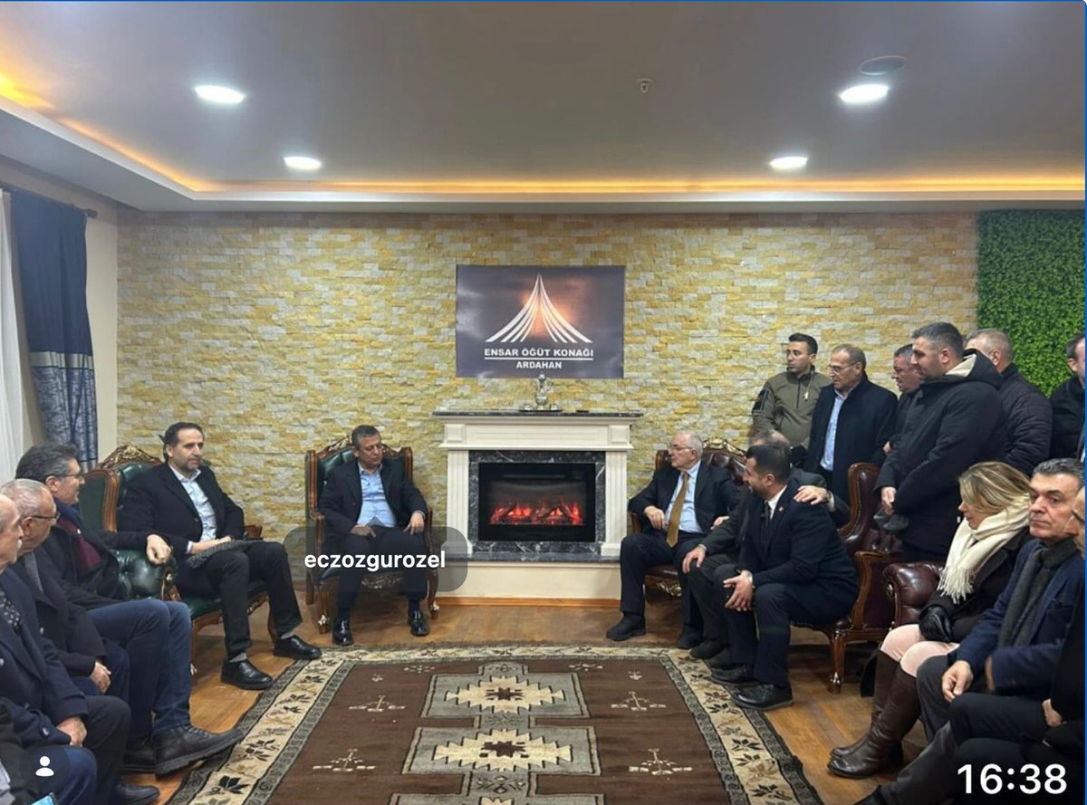 uzunyigit's tweet photo. Fon soruşturmasında, İsmet Öğüt adına 1 Temmuz-16 Eylül 2026 arasında toplam 3 milyar 92 milyon 75 bin 513 TL fon çıkışı tespit edildi.

Söz konusu para hareketlerinin kaynağı, fon işlemleriyle bağlantısı ve nihai yararlanıcıları araştırılırken, Öğüt’ün ağabeyi eski CHP Ardahan Milletvekili Ensar Öğüt ile herhangi bir ortaklık veya ekonomik menfaat ilişkisi bulunup bulunmadığı da inceleniyor.
