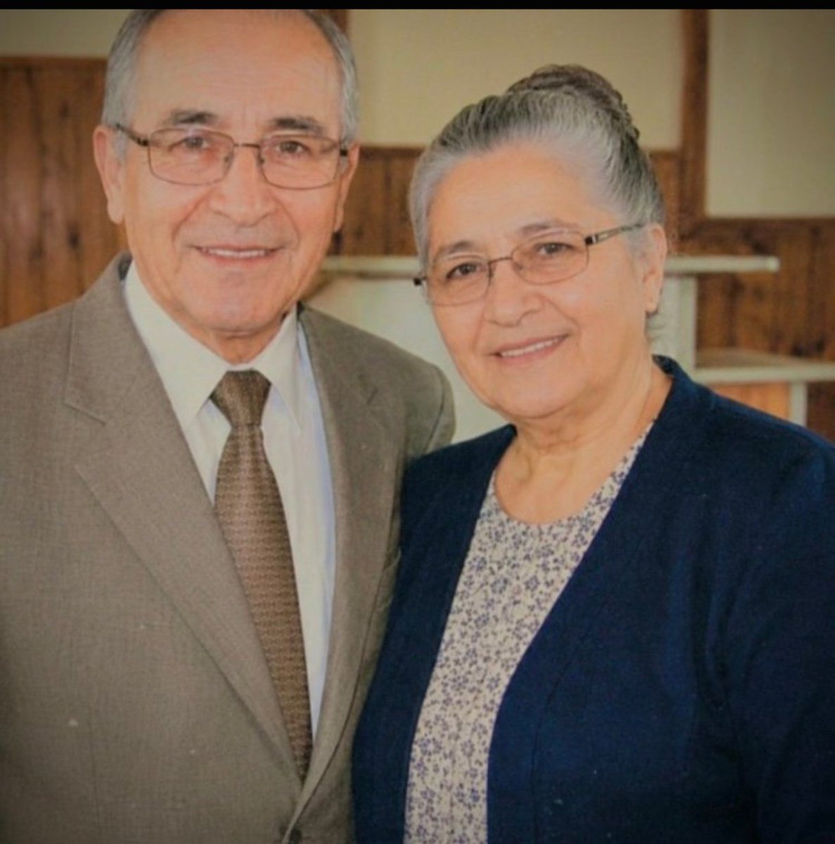 chiccomigrainn's tweet photo. Bah,que coincidencia 
@hnarbaeza ,@PastorHerminioP , obviamente eres otro "pashriotah" sin vida
Tanta multicuenta y aún no logras que te incluyan en el grupo que te mira con asquito https://t.co/eg4Nuko2Zl