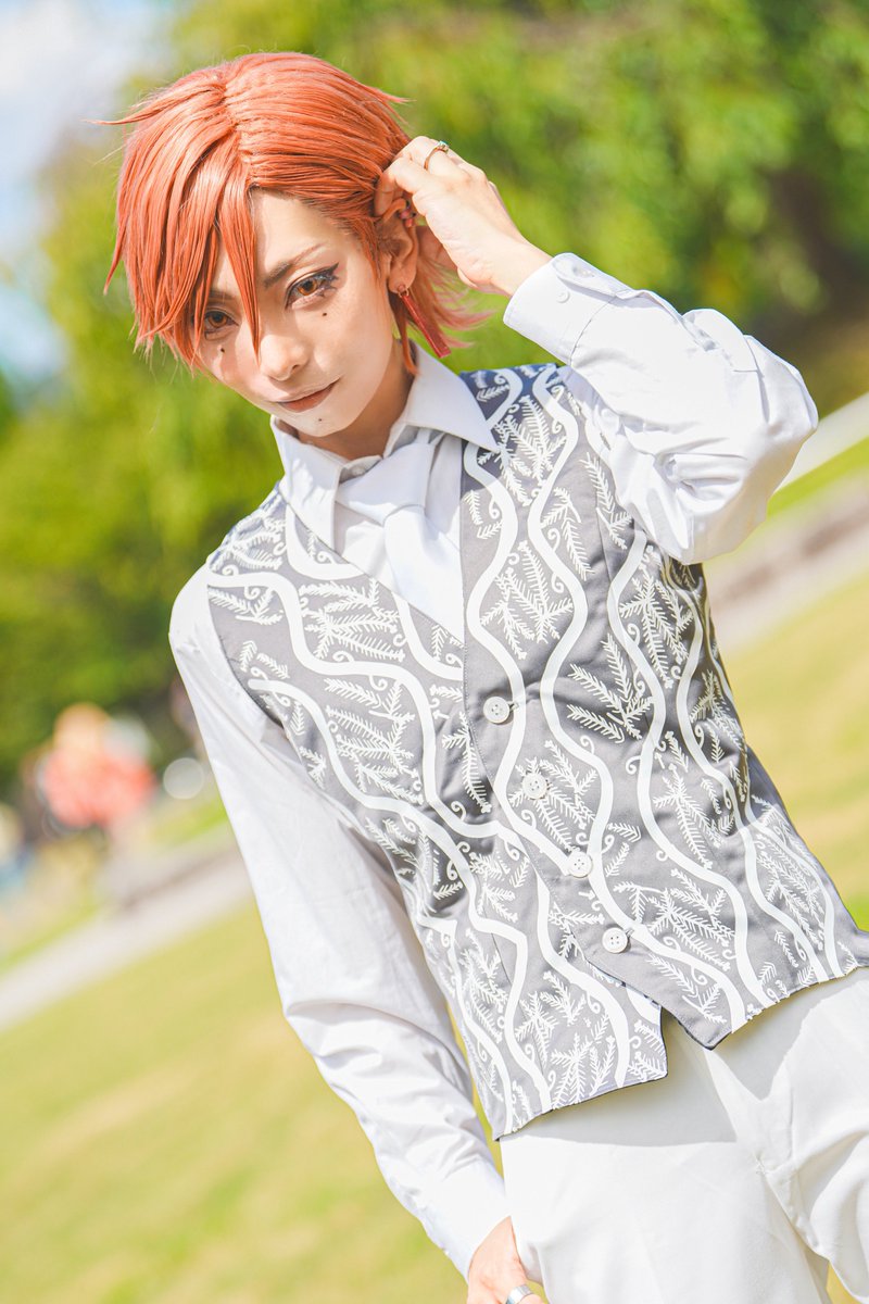 kaZki0203's tweet photo. 【cos /🍑源暗👹】
💉

☔️と🔎と3人で公園デート🌳 👫 🌳

┈┈┈┈┈
📸▶︎アコスタカメラマンさん(@saku516yuki ）
🦺作成▶︎翠さん＆ゆきにゃさん

#アコスタ京まふ https://t.co/MhDPJnAGSC