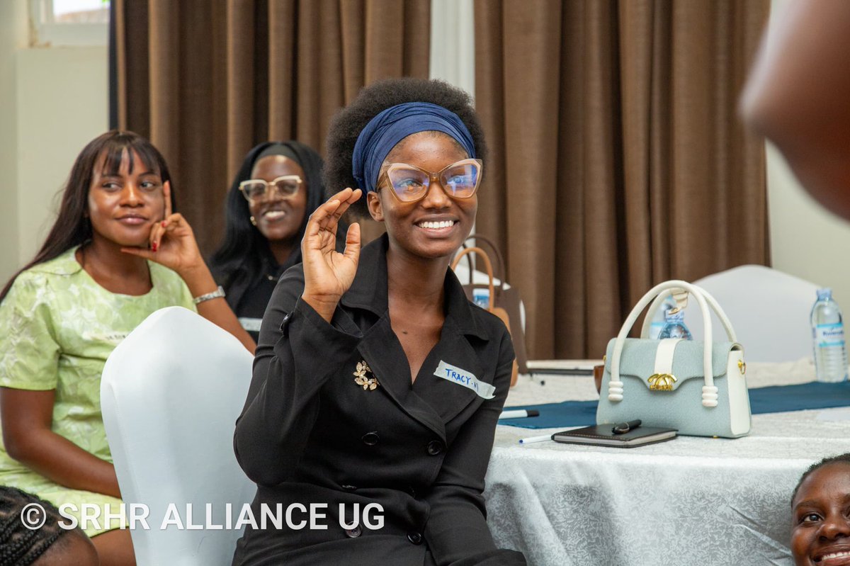 SRHRAllianceUg's tweet photo. During the Safe space,  young women & adolescent girls have participated in interactive discussions, peer learning , experience sharing. 

Through this session, we are enabling them to openly discuss challenges affecting young women, and identify practical ways of addressing misinformation, stigma, and barriers to accessing health information services.
#SRHR4All #AccessToInformation