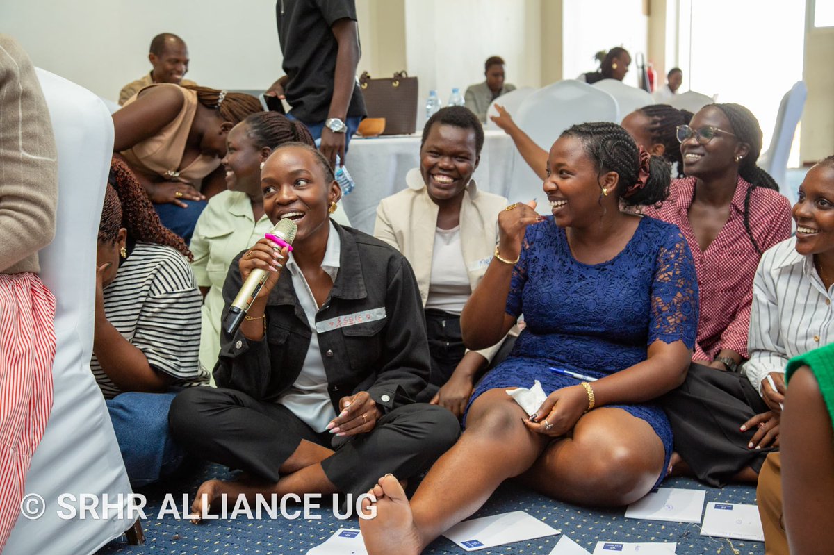 SRHRAllianceUg's tweet photo. During the Safe space,  young women & adolescent girls have participated in interactive discussions, peer learning , experience sharing. 

Through this session, we are enabling them to openly discuss challenges affecting young women, and identify practical ways of addressing misinformation, stigma, and barriers to accessing health information services.
#SRHR4All #AccessToInformation