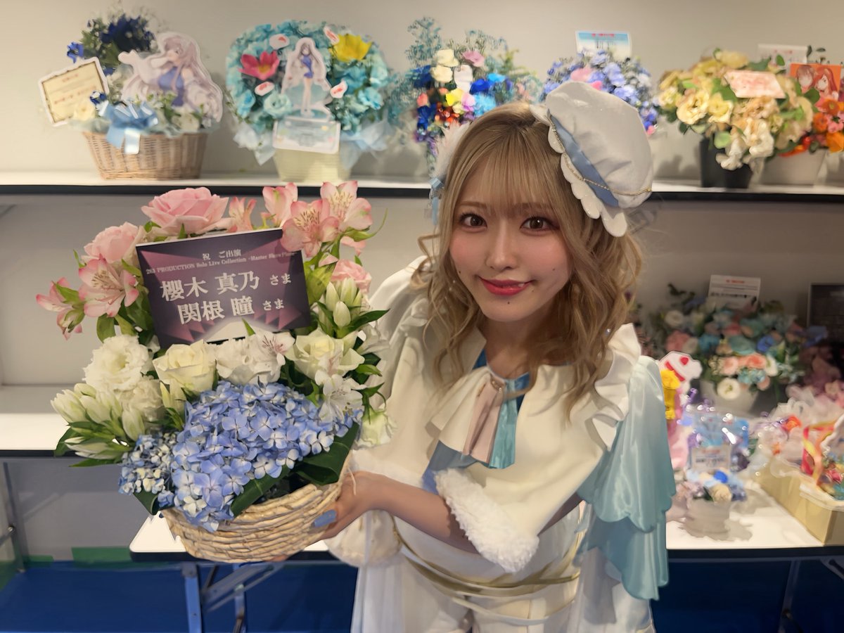 s_hitomi_'s tweet photo. #シャニマスソロライブMSP でいただいたお花💐❤︎②

優雅で美しい、うっとりするお花🥹✨
オールマイシャイニーを大人っぽく投影したように感じた✨

3色それぞれのお花のハーモニーが最高🥰
真乃と衣装の要素が掛け合わされてて、綺麗✨

ありがとう❤︎ https://t.co/gxXRh2iEGM