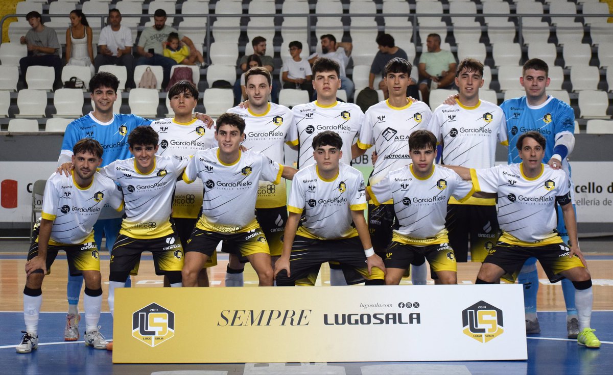 ADCLugoSala's tweet photo. 📰 CRÓNICA |2-3| “Lugo Sala suma a súa segunda derrota na liga ante o @VTGfutbolsala no Municipal”

🔗 https://t.co/fn7bfkiE6M

#MedrandoDendeCasa🏠 https://t.co/vBUiOJNhNB
