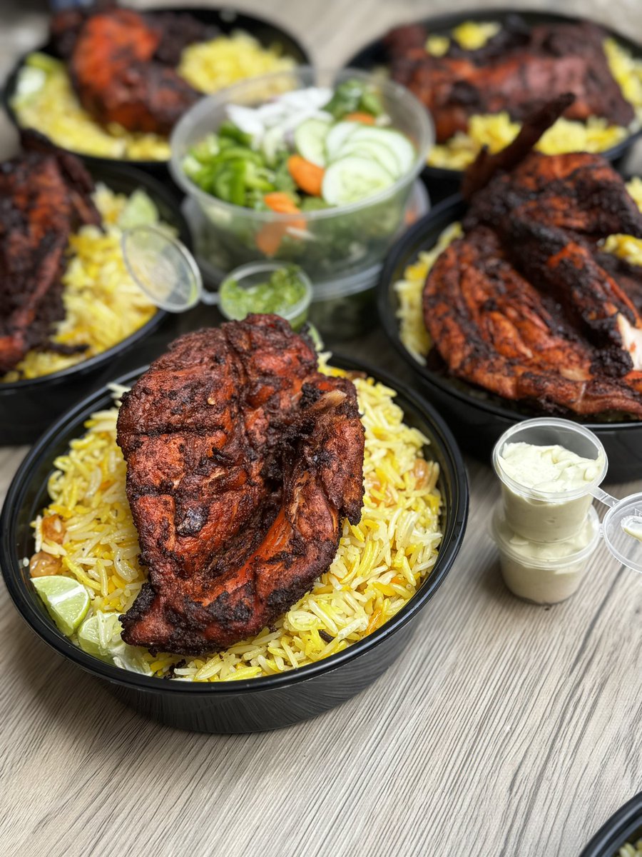 spicy__bites's tweet photo. Our Chicken Mandi is back today,fragrant, beautifully seasoned Mandi rice, topped with juicy smoky grilled chicken and served with our signature Arab pesto sauce, fresh salad &amp; creamy dressing.

And that Arab pesto? That’s the little extra that makes our Mandi different.
N6500 https://t.co/2a3fKhizer