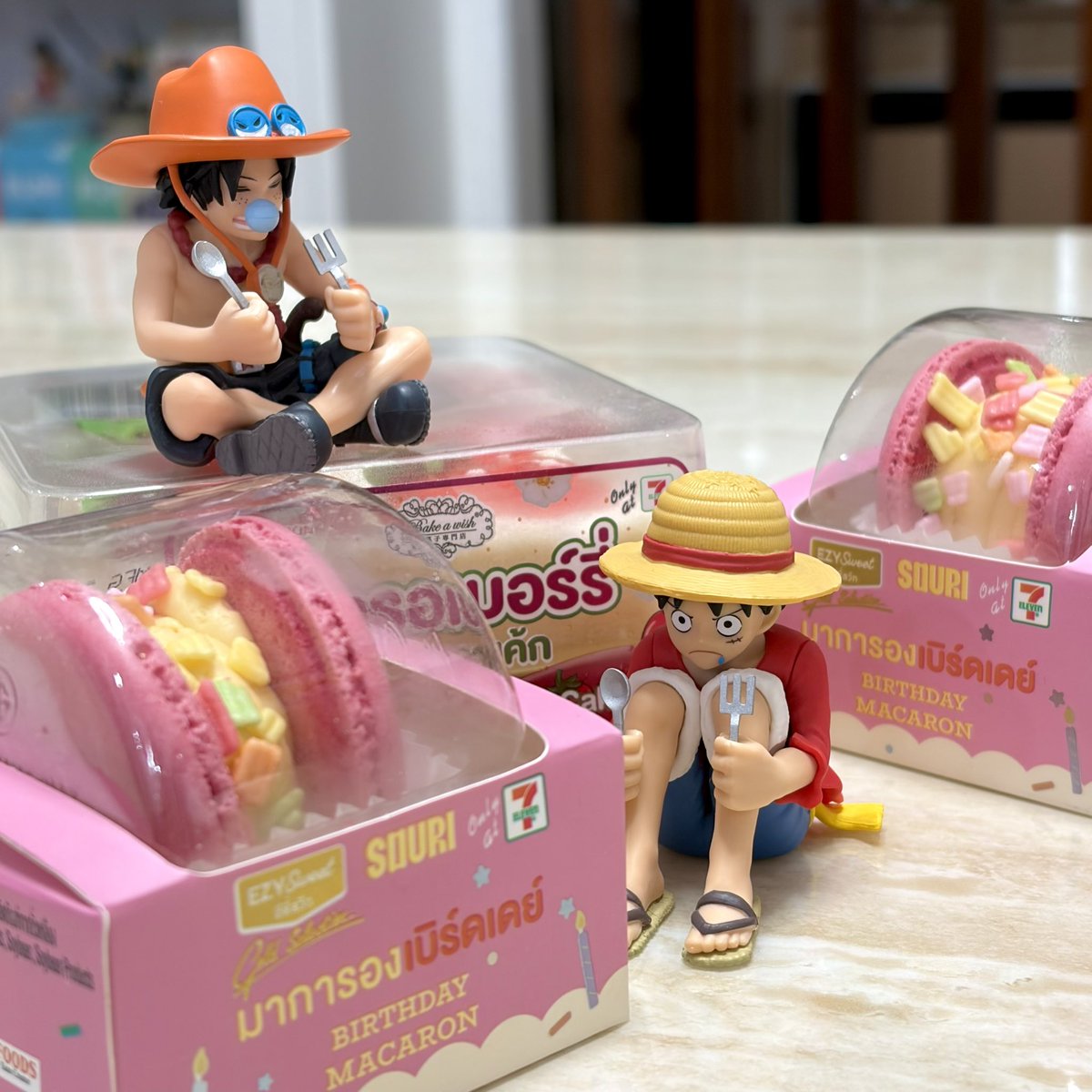feelsoblue_'s tweet photo. 🧁🍓✨ https://t.co/Z1CWUwZy4V