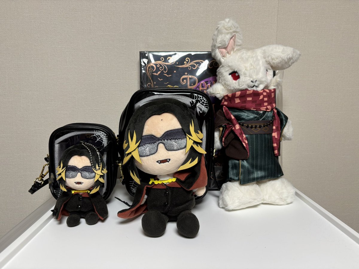 217_sh_217's tweet photo. 我が家にも手乗り王様？くん来ました〜！𝓢𝓸 𝓬𝓾𝓽𝓮… https://t.co/zQVQtJf74W