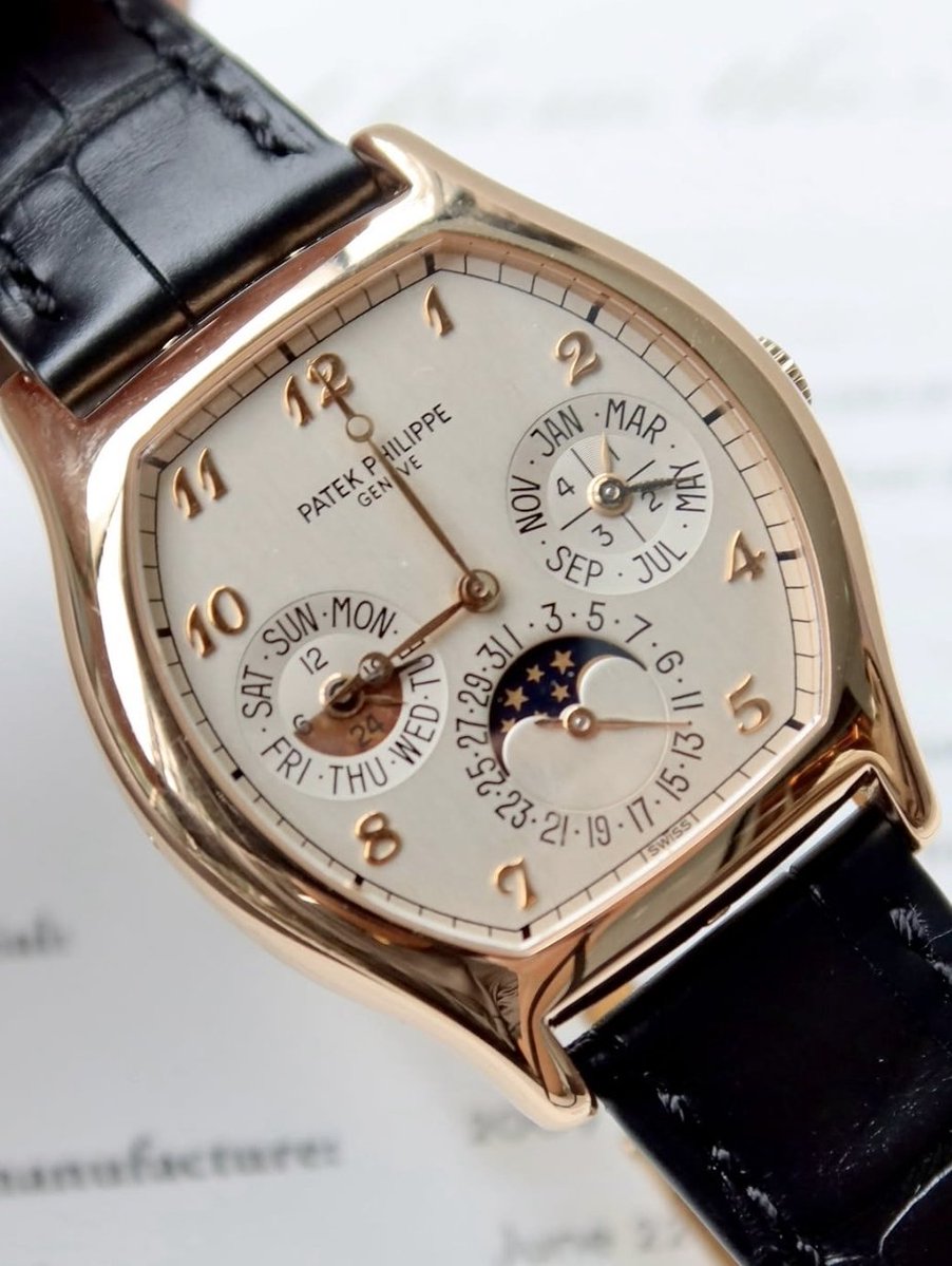 GlobalWatchClub's tweet photo. Patek Philippe Ref. 5040R Perpetual Calendar.

Very classy watch and the open caseback is stunning! https://t.co/YPuaxJ6BnU