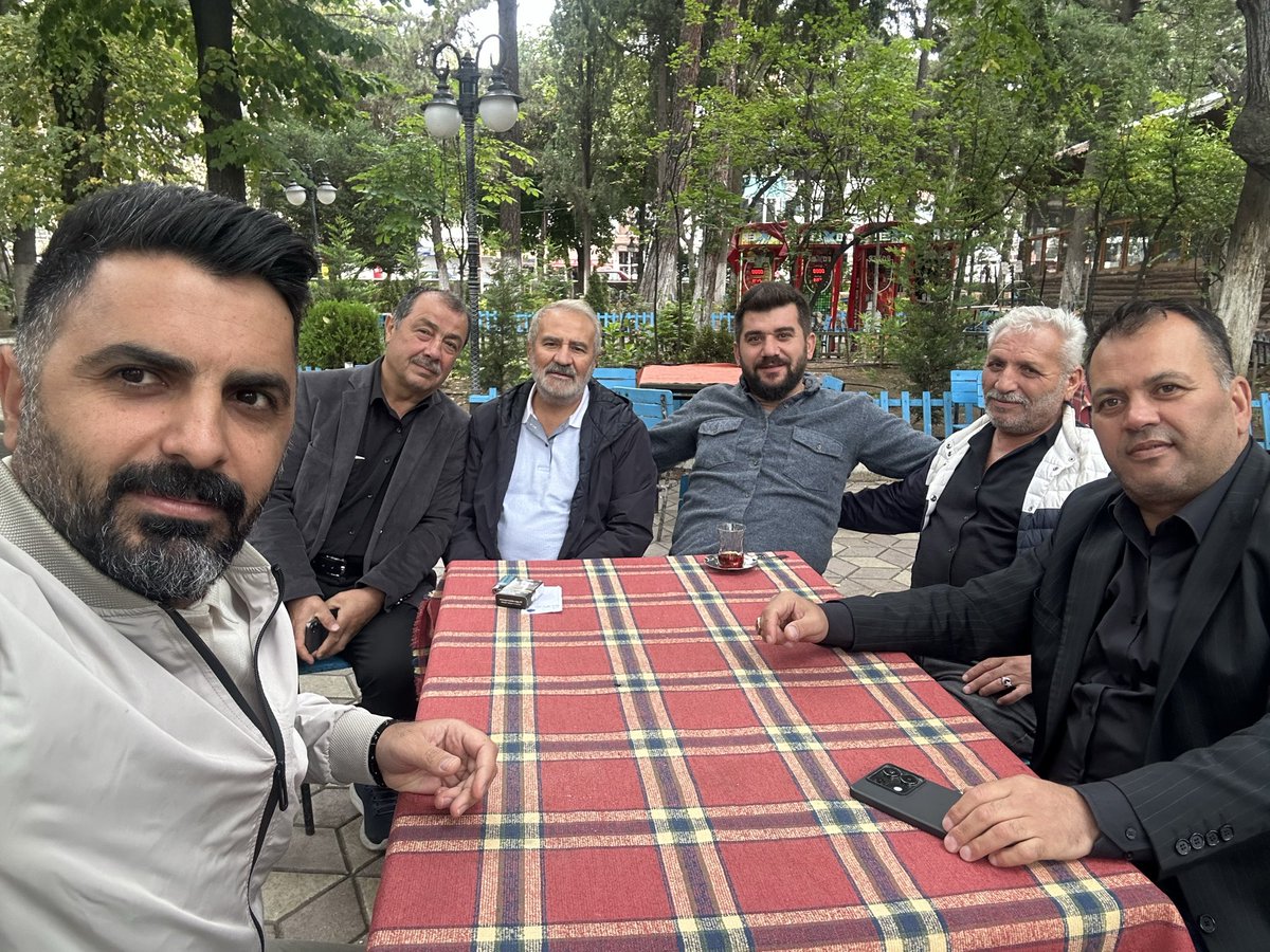VatanGaziSehitD's tweet photo. 📍 Çorum 

Dernek Başkanımız,Y.K üyelerimiz ve Gazilerimiz Çorum’da Şehit polis memuru Fatih SAĞIR’ın Mevlüt programına katılım sağladılar++ https://t.co/6ZKDJVvTz8