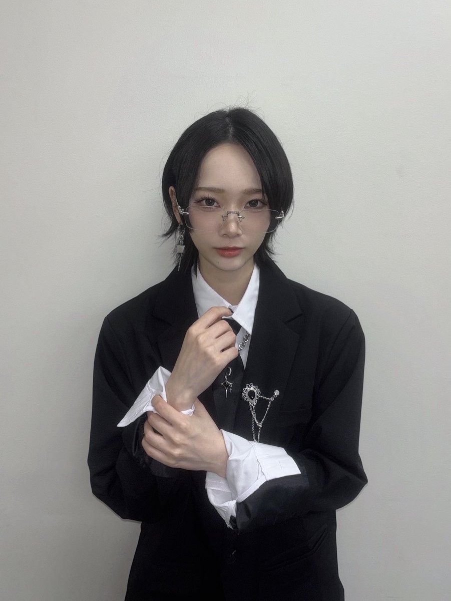 hebaragi48's tweet photo. なんと、この女狂わせ枠のお二人は
どちらも執事という裏の顔もあって、、(?) https://t.co/ApGWhPt9P7