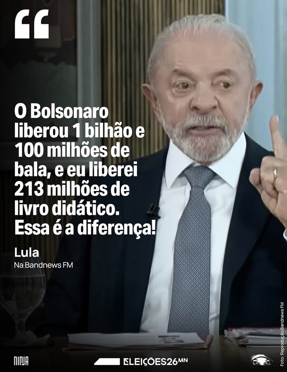 PedroRonchi2's tweet photo. Qual Brasil você quer para seus filhos: com mais armas ou com mais livros? https://t.co/fKwZ1oHJgy
