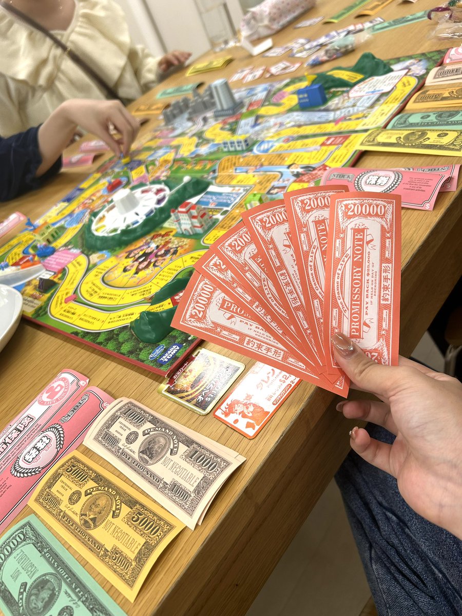 CoCo080107's tweet photo. いいか？
これが
学生寮だっ！！！！ https://t.co/fiPIeyeK6u
