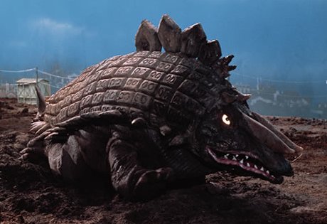 Bomb_zou's tweet photo. 【メガトン怪獣/スカイドン】
あ〜！もうカワイイ！
何だよ。メガトン怪獣って。
何だよ。重過ぎるって。
タイルみたいな鱗？に、何で丸が2個付いてるんだよ。
コイツはもっと評価されていいと思う。
#怪獣短評 https://t.co/vpz0YmGa3a