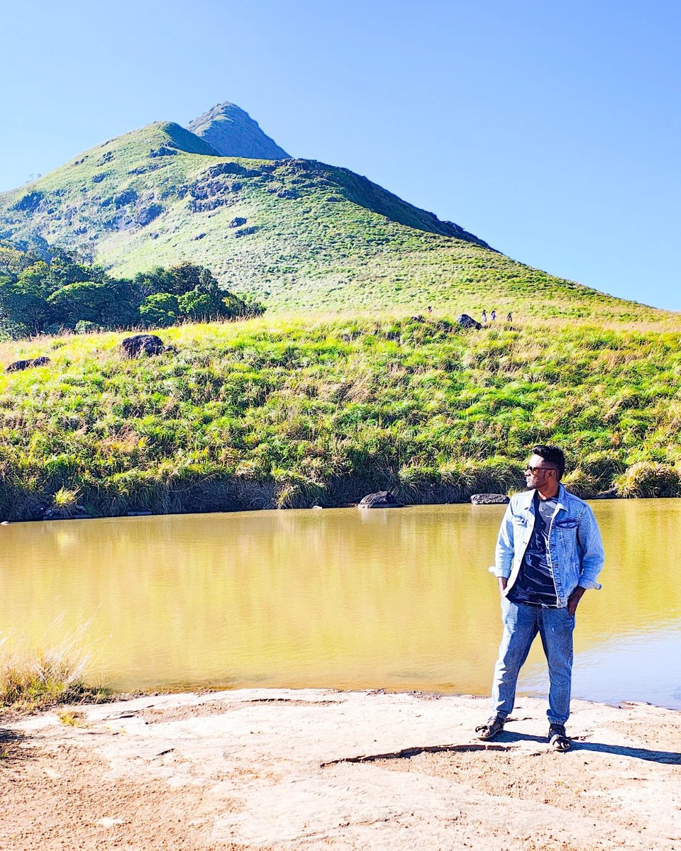 chaconshadow's tweet photo. "Climb mountains, not so the world can see you, but so you can see the world"
Behind the lens @muralee_maha
#chembrapeak #wayanad #wanderlust #wanderer #hodophile
#traveler #naturelover #nature #mountain #mountains
#hill #trekking https://t.co/DtLmQGGjwj