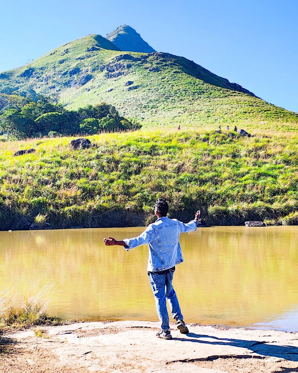 chaconshadow's tweet photo. "Climb mountains, not so the world can see you, but so you can see the world"
Behind the lens @muralee_maha
#chembrapeak #wayanad #wanderlust #wanderer #hodophile
#traveler #naturelover #nature #mountain #mountains
#hill #trekking https://t.co/DtLmQGGjwj