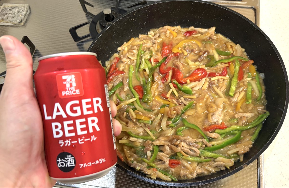 adon0609's tweet photo. 自分メモ

月曜から 作るよッ‼️

キメながらッ🍺（ハチワレ）

#自炊メシ
#男子ごはん https://t.co/jxVVIM9Qqi