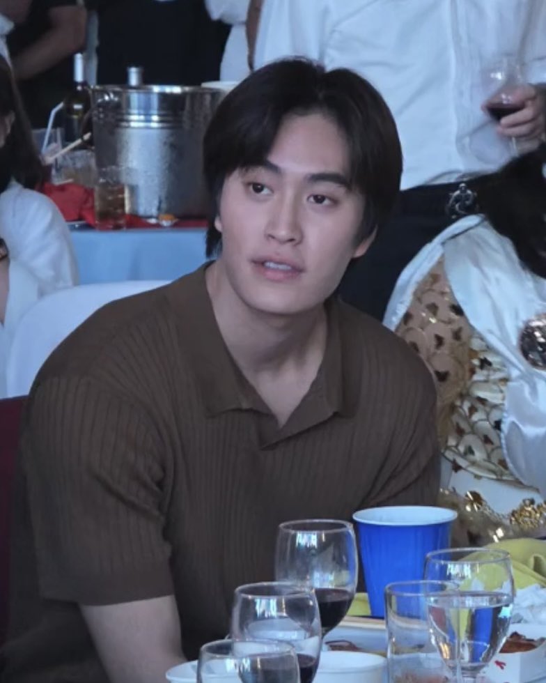 moomangdo's tweet photo. เทสแบบเรียกว่า old money มาก ชอบอ่ะหล่อㅠㅠ https://t.co/jEcRq30oRy