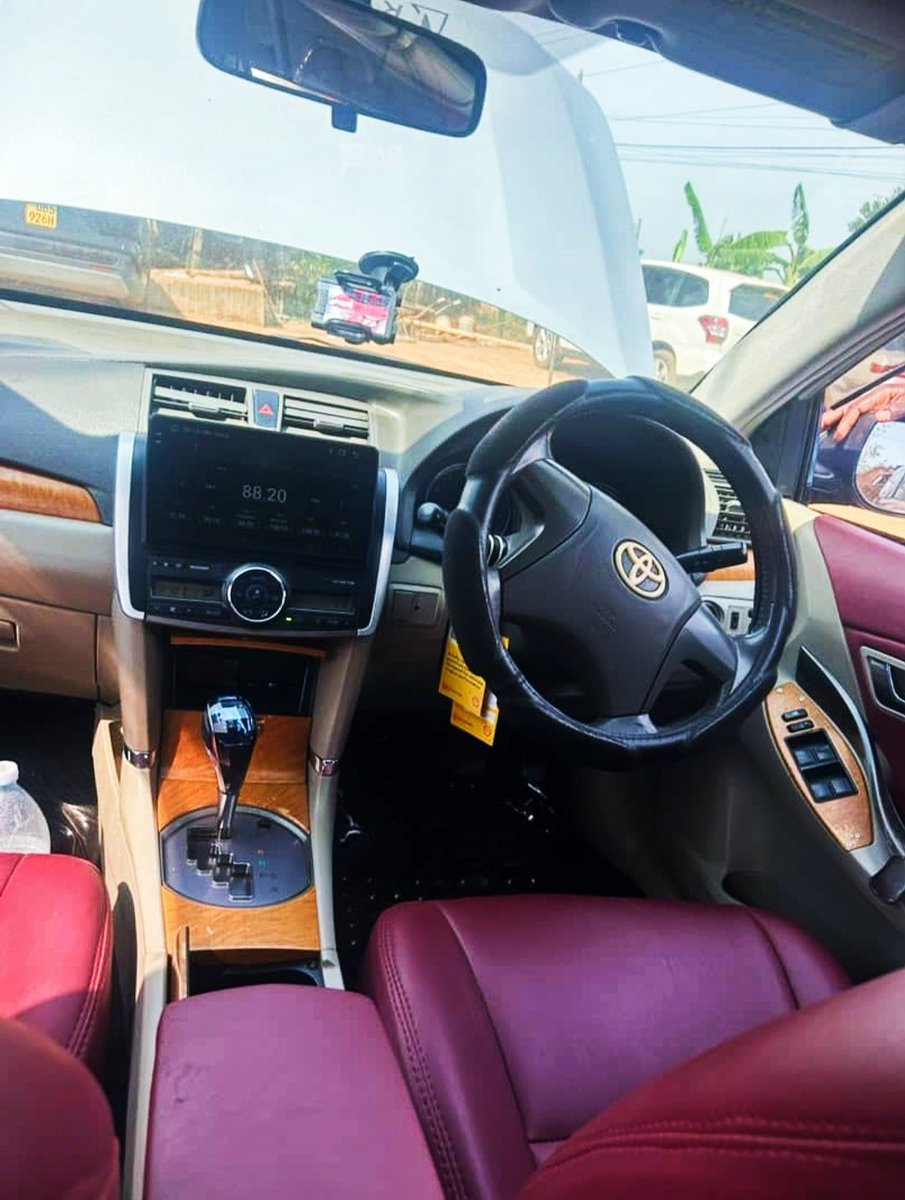 DriveNowUg's tweet photo. 🚨#QUICKSALE🚨
Are you looking for a Toyota Premio X 2009/10 edition with a moderate mileage at a reasonable price yet in mint mechanical condition, just schedule now because this unit has a mileage of 104×××km that has an ignition switch (push button).
Costs: #Ugx27m_only https://t.co/Jqs8q1uaNB