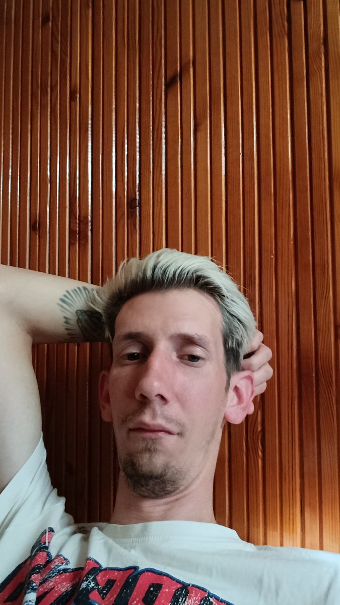 sapimark5's tweet photo. Day off 😀🤗 https://t.co/bX1QxfaA7w