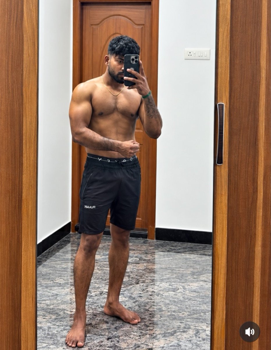 arthoo_v's tweet photo. #handsome #tamil #mallu #hot
#shirtless #fitguy #young
.
.

 https://t.co/bXc3B4ytUo

.
. https://t.co/CakWw1Tn5G