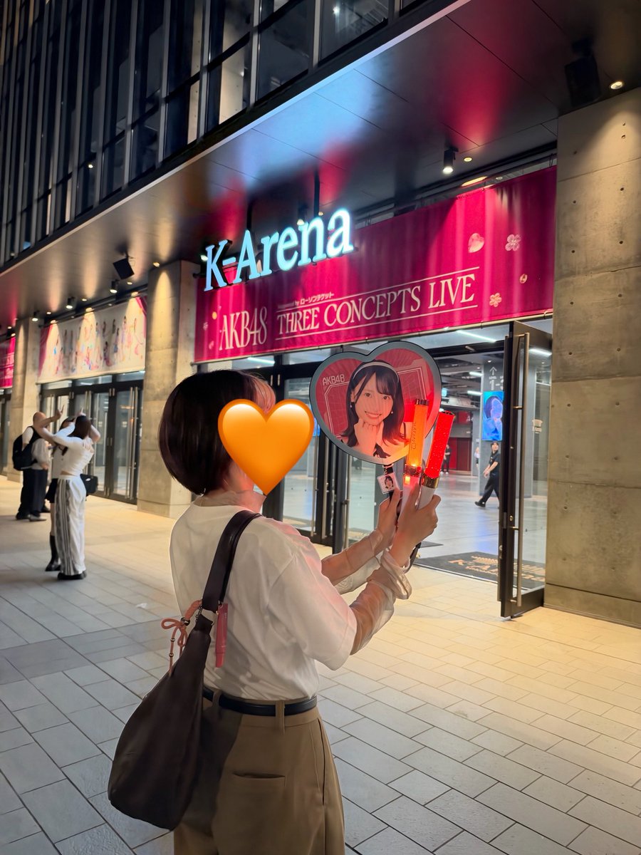 48oy1017's tweet photo. ひゆか生誕Tシャツ着て参戦したの🦀🦖
とても楽しかった🥹🫶🏻🫶🏻

#AKBサンコンコン
#AKB48 https://t.co/afhrjOrQV3