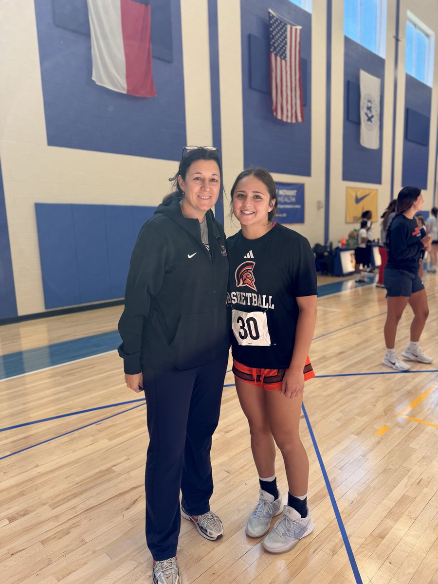 ava_ibanez11's tweet photo. Great day at the Johnson &amp; Wales Prospect ID Showcase! Thanks to all the coaches who came out, and special thanks to @CoachKimLusk (Belmont Abbey), Coach Laura Ortega (NGU), and  @CoachAmiYezman (Converse) for taking the time to talk with me. Excited for what's ahead! https://t.co/lMbOM67Bhu
