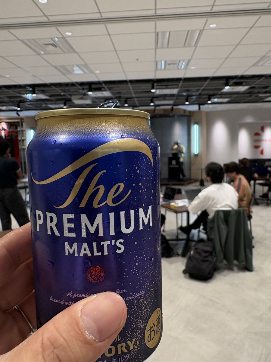 sezemi_seplus's tweet photo. 遅くなったけど、カンパーイ 🍺 #gotan https://t.co/fu5ZvM6XEB