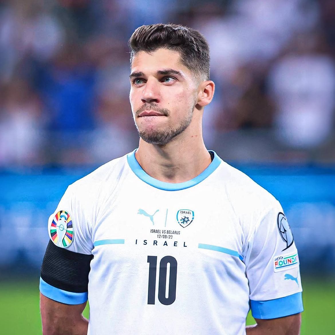 bpthaber's tweet photo. İsrailli futbolcu Manor Solomon:

"İrlandalı oyuncular maç sırasında bize saçma sapan şeyler söylediler. Bizden nefret ediyorlar, biz de onları sevmiyoruz. Bir sonraki maçı sabırsızlıkla bekliyorum.

Onlarınkinden 10 kat daha güçlü bir ülkemiz var. İsrailli olmaktan gurur duyuyoruz. Askerlerimizle gurur duyuyoruz."