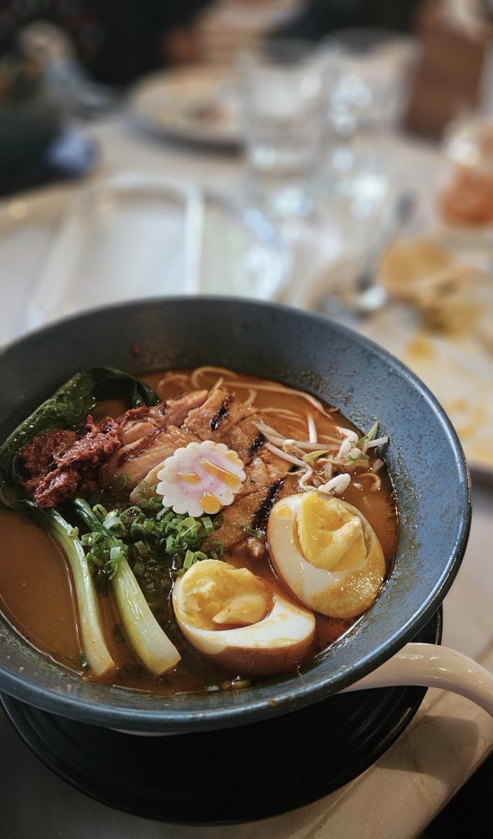 anon_singh_'s tweet photo. sushi and ramen kinda day 🍜🍣
📍nasi and mee, mg road https://t.co/HsuspjQ0wM