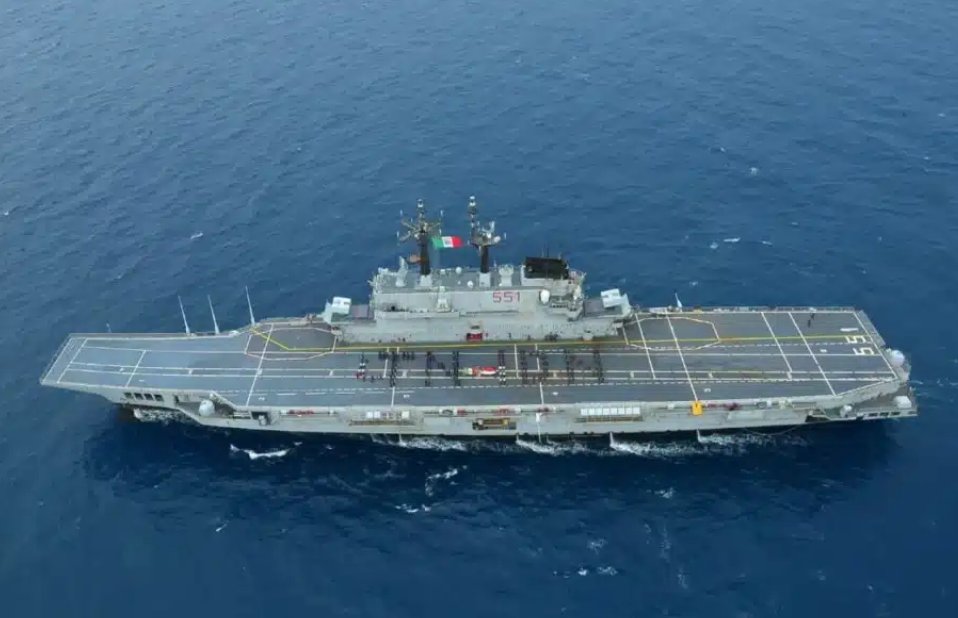 DefenseMirror's tweet photo. Fincantieri, PT PAL Sign MoU to Modernize Ex-Italian Indonesia’s First Aircraft Carrier::
https://t.co/TeSOWP1sBB
#Indonesia #Italy #Fincantieri #PTPAL #KRISriwijaya #IndonesianNavy #NavalPower #DefenseIndustry #MaritimeSecurity #Shipbuilding #SoutheastAsia #DefenseCooperation