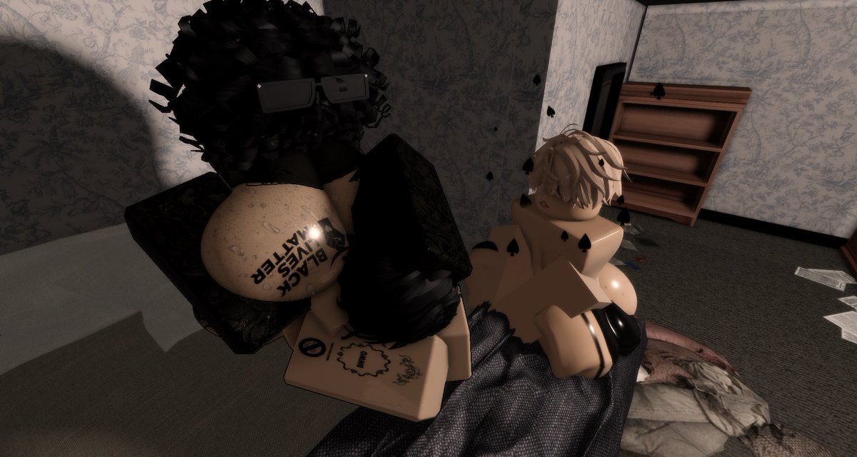 Jaylakmu74's tweet photo. Having fun with @Iuciuss_ and her cuck~ #robloxnsfw #robloxporn #robloxcondo
#roblox #roblacked #BLACKED
#roconBLACKED #RobloxBlacked #futa
#BNWO #Blacked #condoroblox #rosex https://t.co/OOfeJglDzD